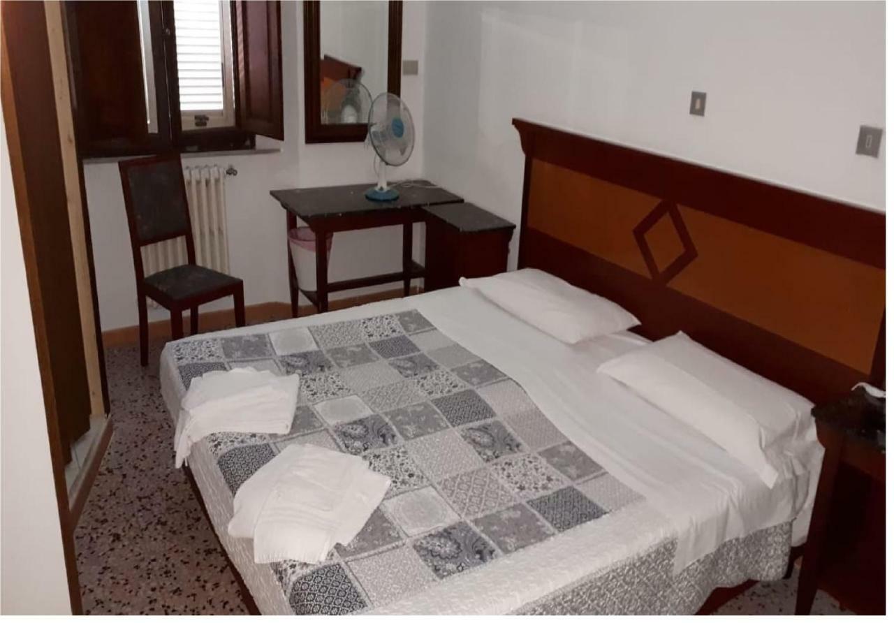 Hotel Stella Follonica Exterior photo